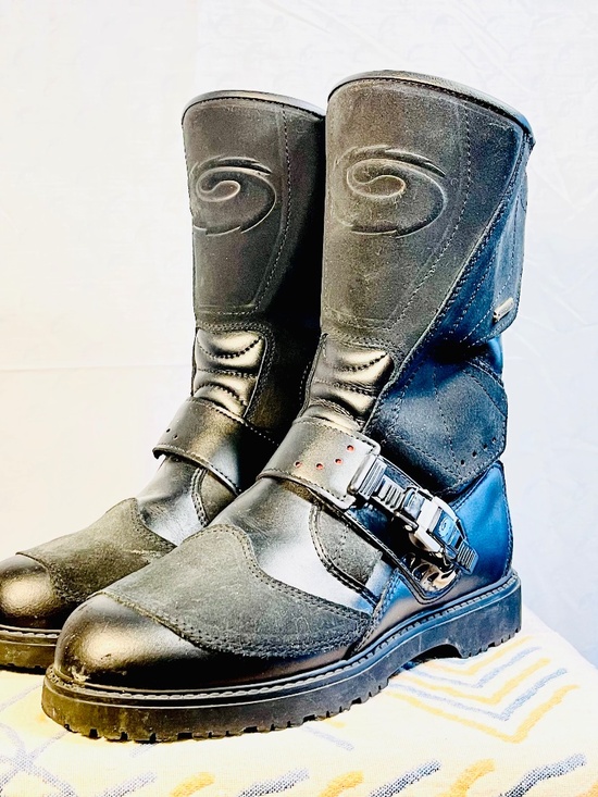 Sidi Canyon Gore-Tex Motorcycle Boots Men’s Size 8 Black Suede main image 4